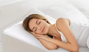 Best Sleeping Positions with Pregnancy Pillows