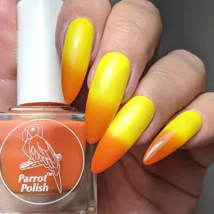 Citrus-Twist-nails-