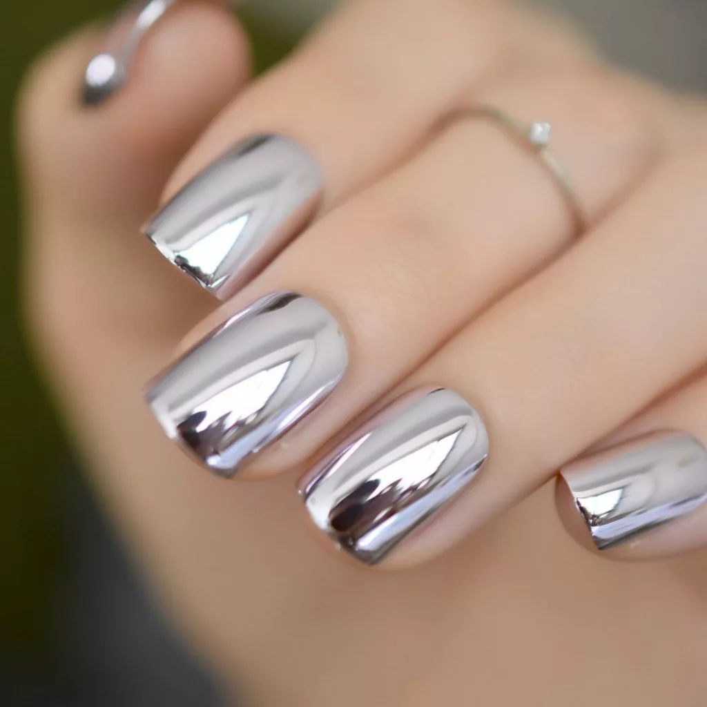 Metallic acrylic summer nails