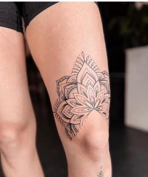 Above-Knee-tattoo-for-female-
