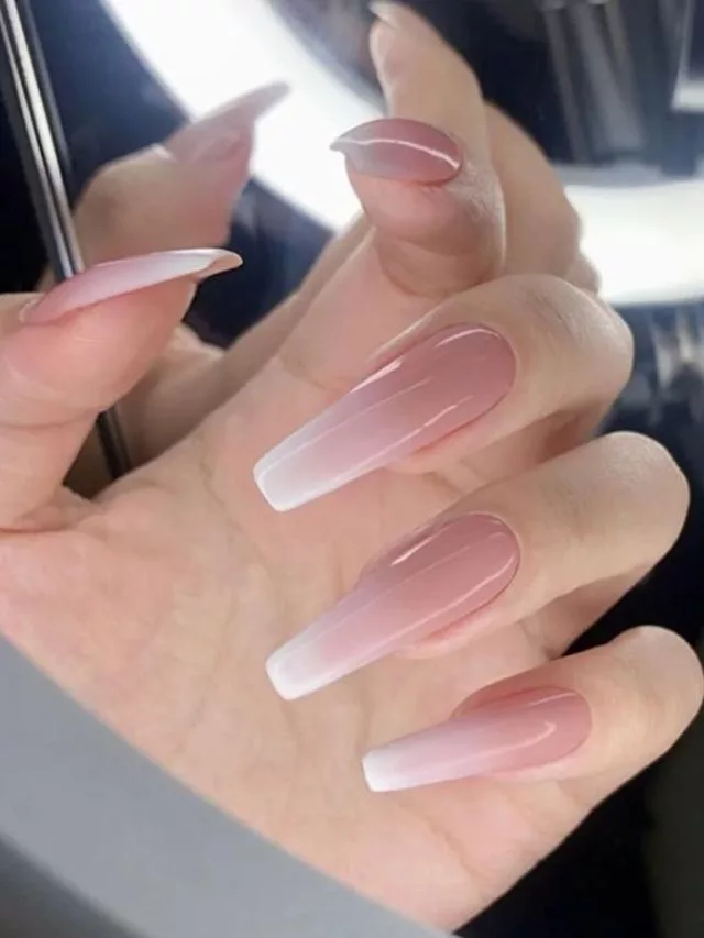 Nude matte nails