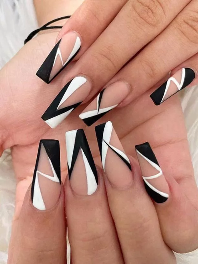geometric patterns nail