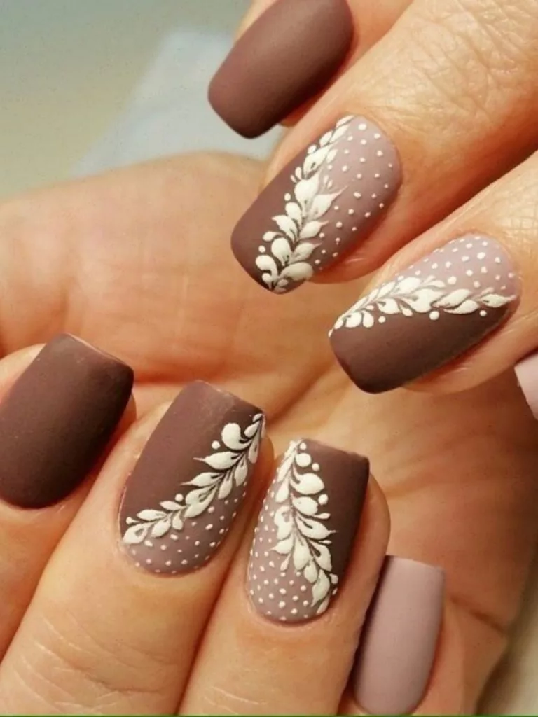 leaf-brown-nails