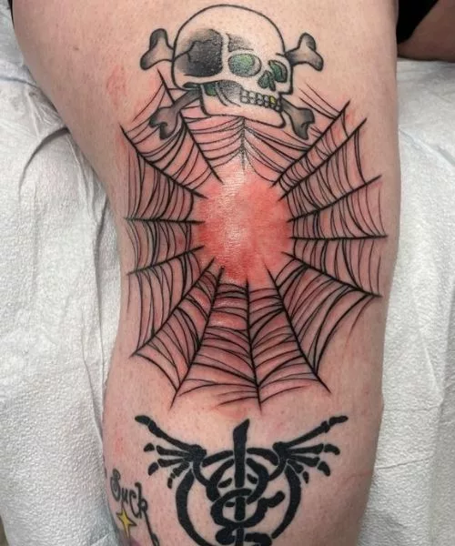 spider-pretty-knee-tattoos-for-ladies