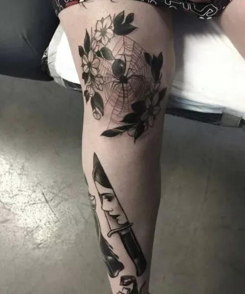 unique-Knee-tattoo-design-for-women